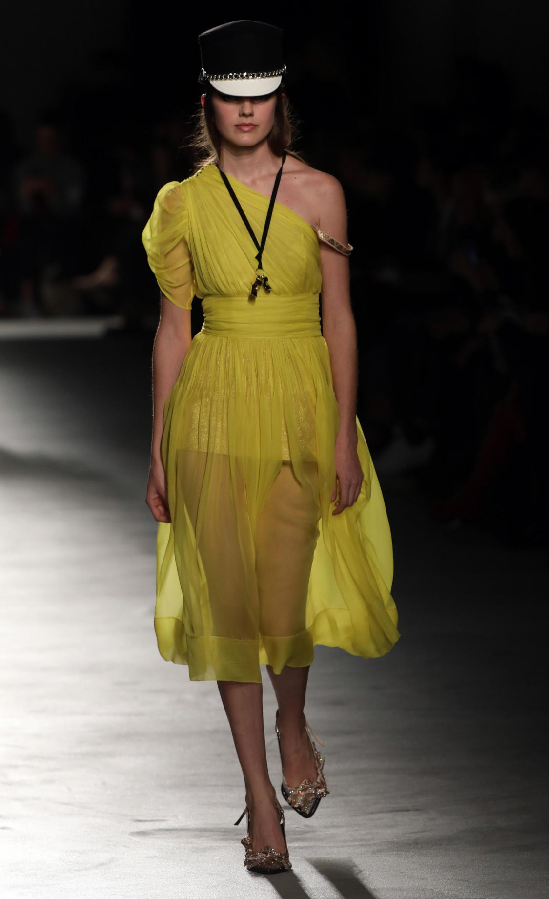 Italy Fashion N21